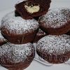 Briose de ciocolata cu crema de branza si ciocolata alba