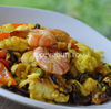 Paella cu pui si fructe de mare