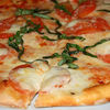 Pizza cu mozzarella si rosii