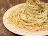 Spaghete cu branza si piper negru