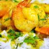 Curry de creveti cu sos de alune si usturoi 