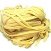 Fettuccine, paste lungi in forma de panglica, dar mai groase decat tagliatelle