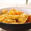Pui cu caise in sos de curry