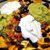 Nachos Grande  tortilla chips cu Pico de Gallo, fasole, guacamole si branza 