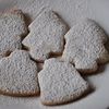 Fursecuri simple cu nuci