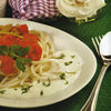 Spaghete cu legume si sos alb