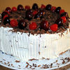 Tort cu crema de migdale si cirese