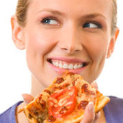 Suntem innebunite dupa pizza...