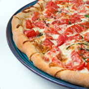 Pizza cu ton si rosii