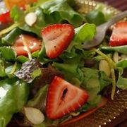 Salata de fructe si spanac