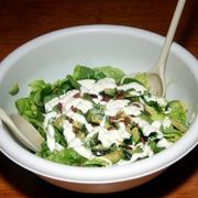 Salata de kiwi si avocado cu pui