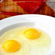 Ruladă din omletă cu cremă de br&acirc;nză