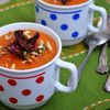Supa-crema de morcovi cu dovlecel si chipsuri de sfecla rosie