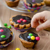 Cupcakes cu unt de arahide si glazura de ciocolata