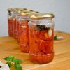 Rosii conservate cu usturoi si busuioc (Canned tomatoes, with garlic and basil)