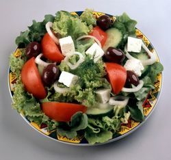 Salata greceasca cu tofu