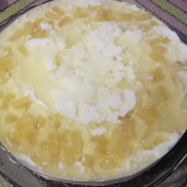 Prajitura cu iaurt si ananas