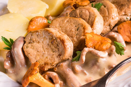 Mușchiuleț de porc cu ciuperci. Va fi mâncarea ta preferată de azi