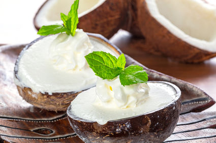 Desert sănătos: Înghețată cu cocos din trei ingrediente